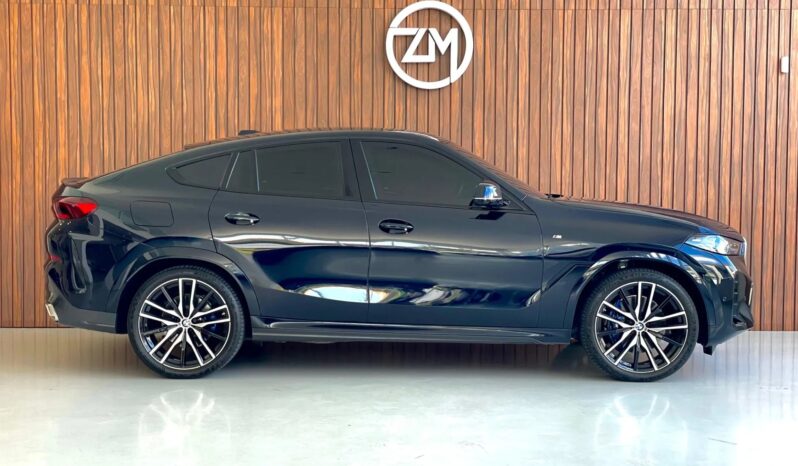 
								BMW X6 cheio									