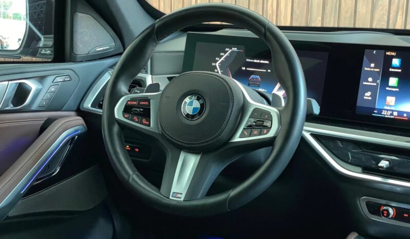 
								BMW X6 cheio									