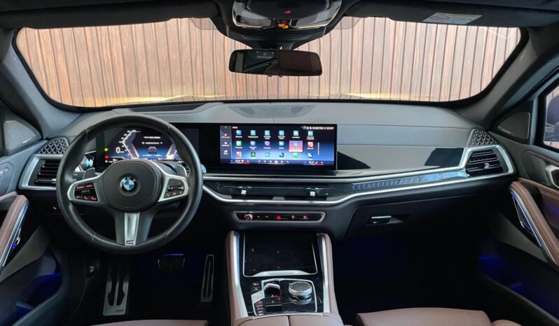 
								BMW X6 cheio									
