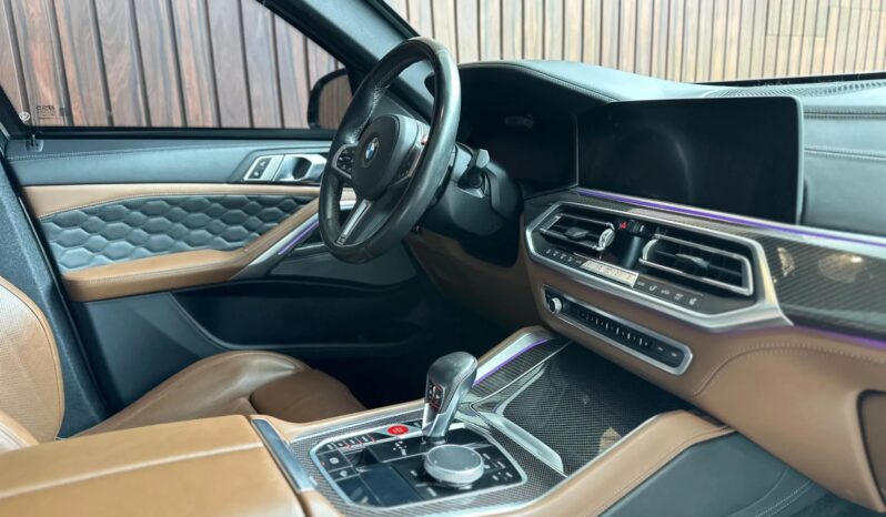 
								BMW X6 cheio									