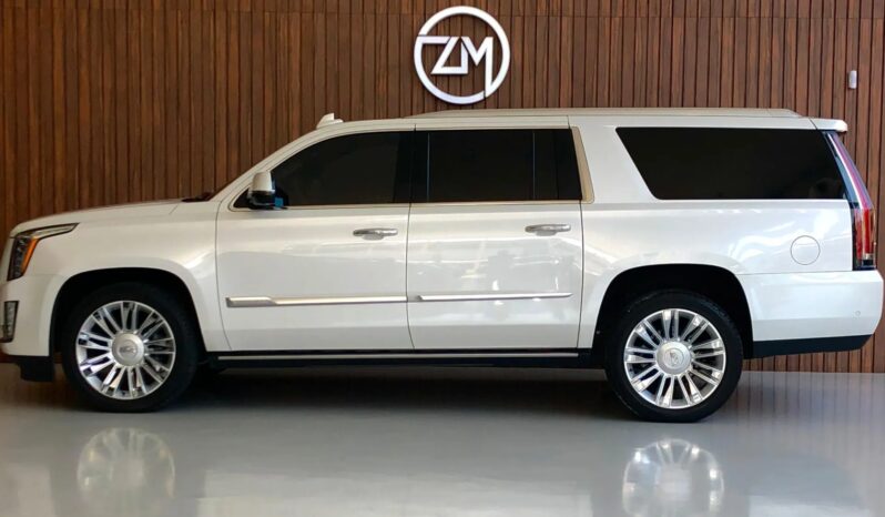 
								CADILLAC ESCALADE cheio									