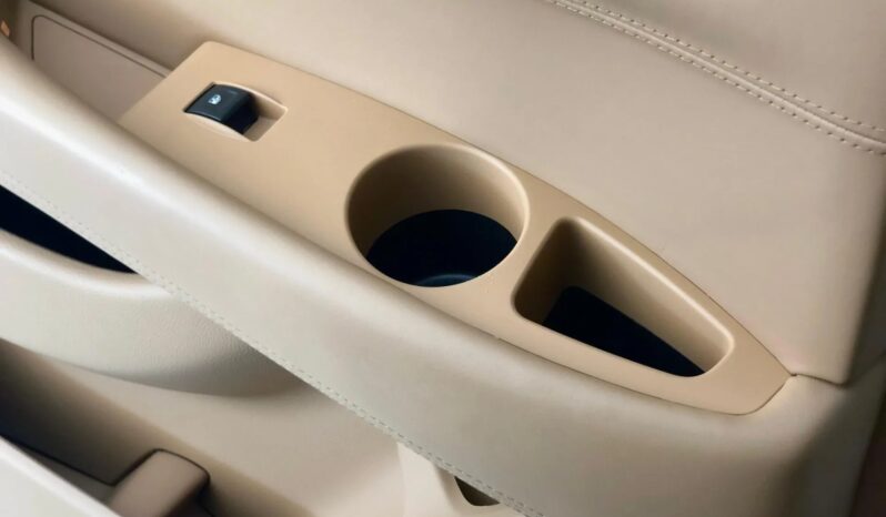 
								CADILLAC ESCALADE cheio									