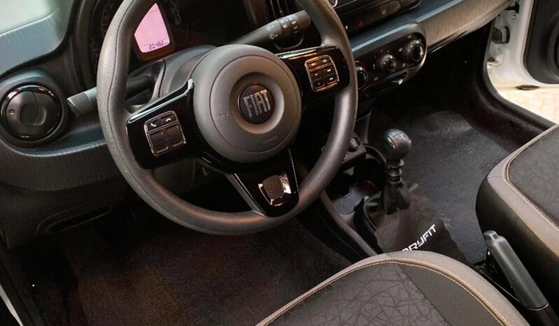 
								FIAT MOBI cheio									