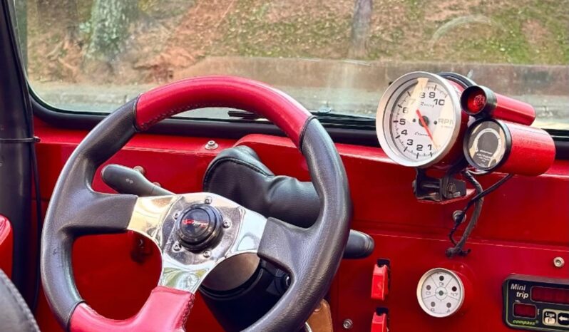 
								FORD JEEP cheio									