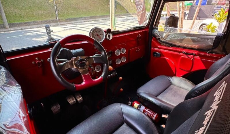
								FORD JEEP cheio									