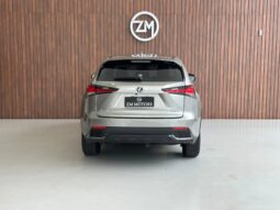 
										LEXUS NX 300h cheio									