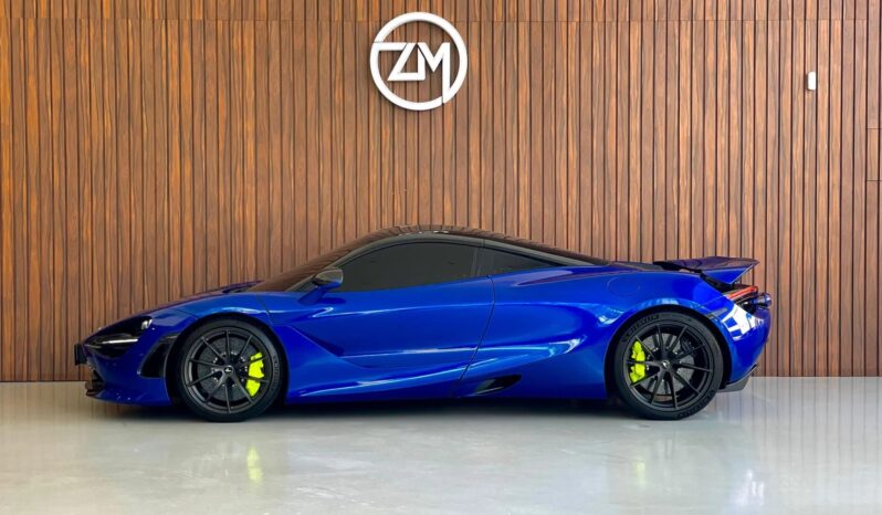 
								MCLAREN 720S cheio									