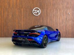 
										MCLAREN 720S cheio									