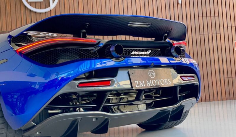 
								MCLAREN 720S cheio									