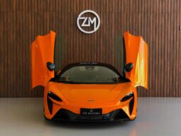 MCLAREN ARTURA