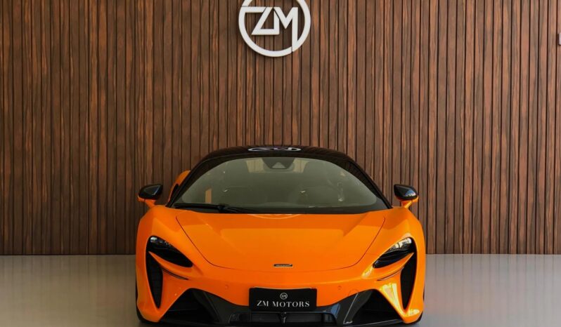 
								MCLAREN ARTURA cheio									