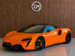 MCLAREN ARTURA