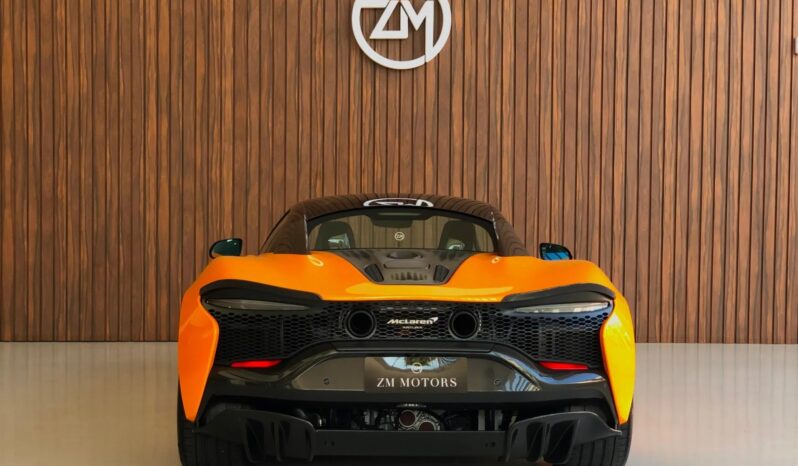 
								MCLAREN ARTURA cheio									