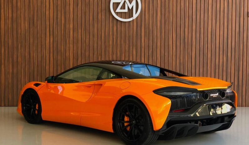 
								MCLAREN ARTURA cheio									