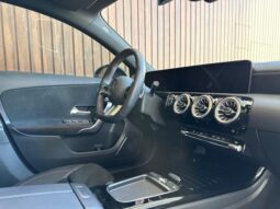 
										MERCEDES-BENZ A 200 cheio									