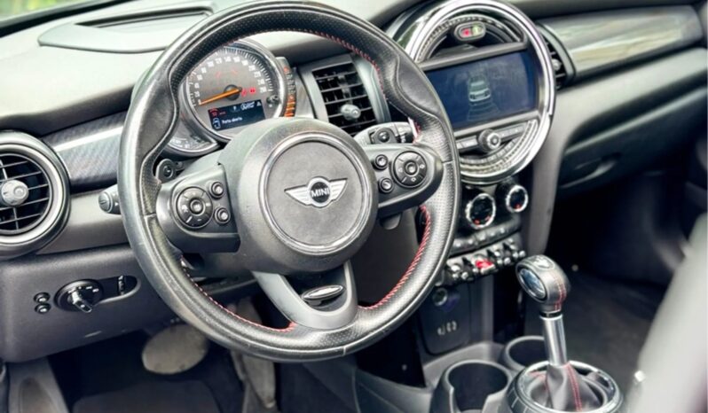 
								MINI COOPER cheio									