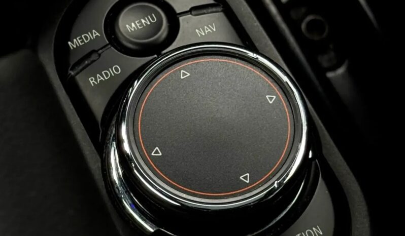 
								MINI COOPER cheio									