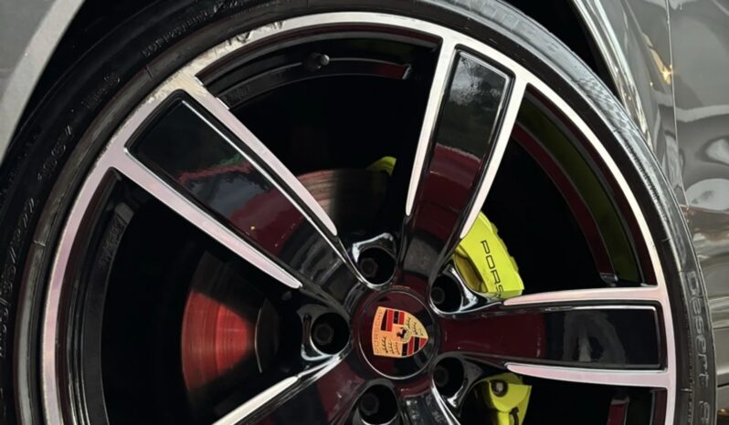 
								PORSCHE CAYENNE cheio									