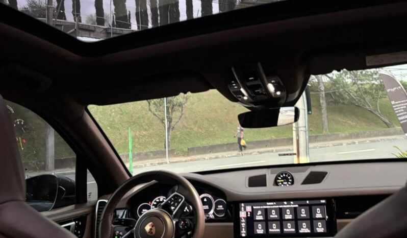 
								PORSCHE CAYENNE cheio									