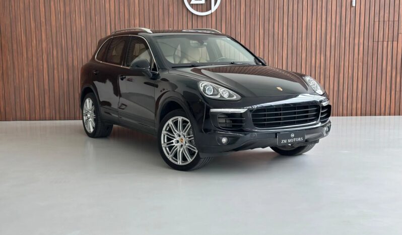 Porsche Cayenne Alphaville