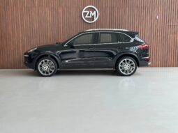 
										PORSCHE CAYENNE cheio									