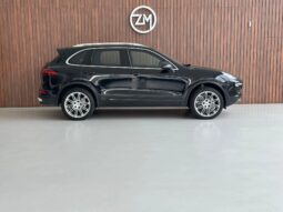 
										PORSCHE CAYENNE cheio									