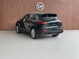 
										PORSCHE CAYENNE cheio									
