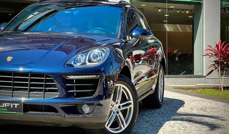 
								PORSCHE MACAN cheio									