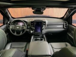 
										RAM 1500 cheio									