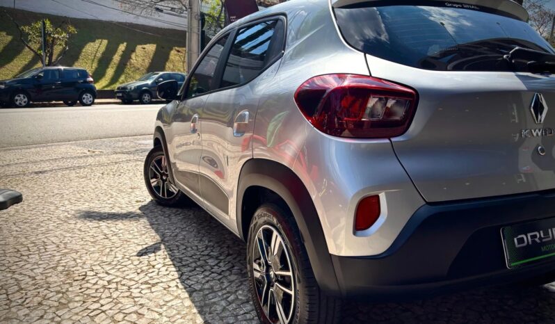 
								RENAULT KWID cheio									