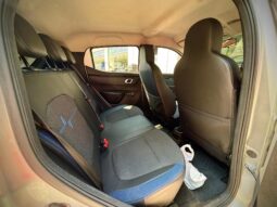 
										RENAULT KWID cheio									