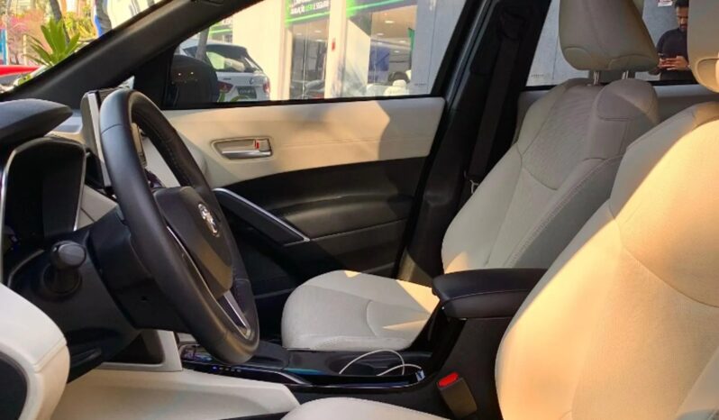
								TOYOTA COROLLA CROSS cheio									