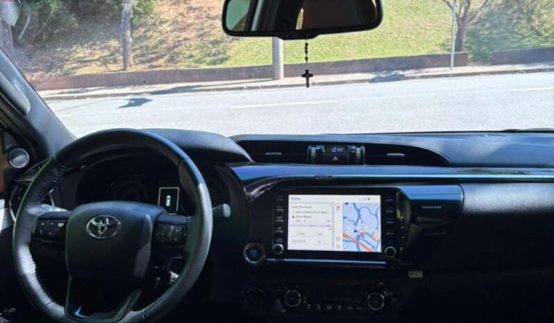 
								TOYOTA HILUX cheio									