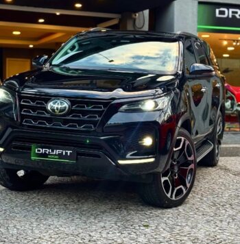 Toyota Hilux SW4 Alphaville