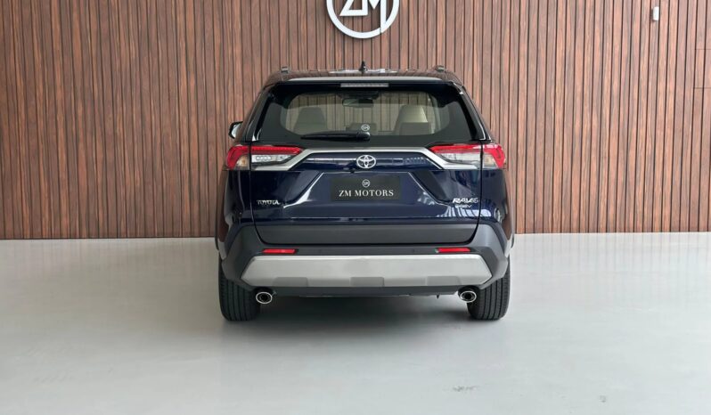 
								TOYOTA RAV4 cheio									