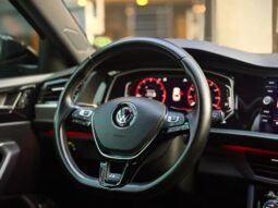 
										VOLKSWAGEN JETTA cheio									
