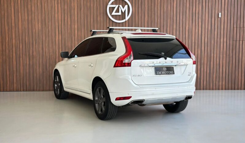 
								VOLVO XC60 cheio									