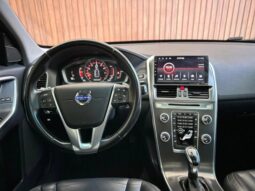 
										VOLVO XC60 cheio									