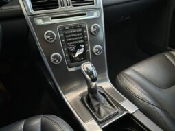 
										VOLVO XC60 cheio									
